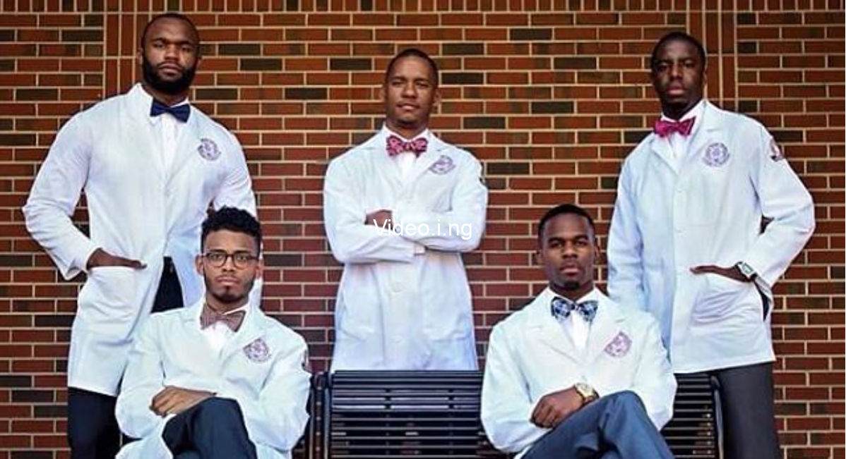Nigerian in 15 black doctors you should be following on social media
