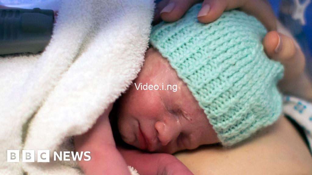 Woman becomes first in uk to have baby after womb transplant